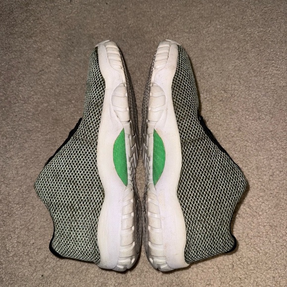 Air Jordan Future Sneakers, Men’s Size 8 Green & Black - Picture 3 of 8